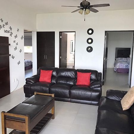 Alfredo V. Bonfil Hostal Urbano - Aeropuerto מראה חיצוני תמונה
