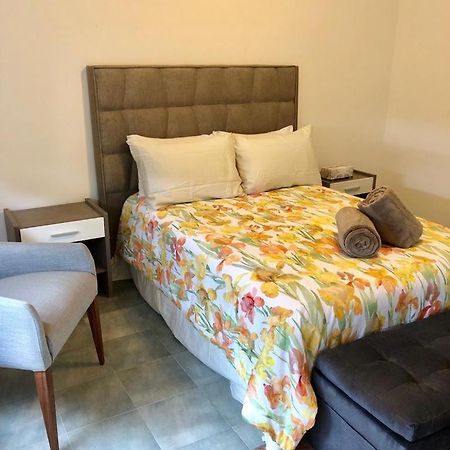 Alfredo V. Bonfil Hostal Urbano - Aeropuerto מראה חיצוני תמונה