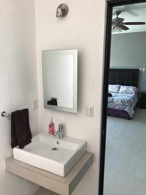 Alfredo V. Bonfil Hostal Urbano - Aeropuerto מראה חיצוני תמונה