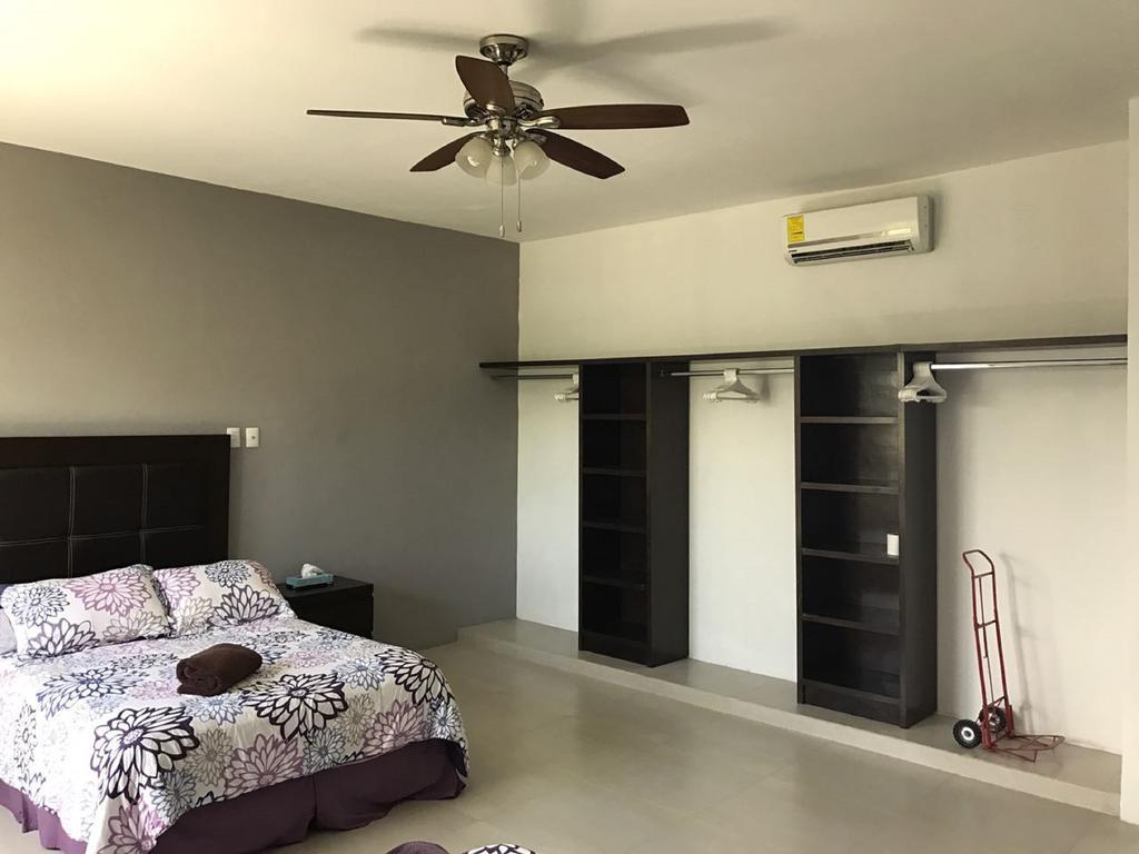 Alfredo V. Bonfil Hostal Urbano - Aeropuerto מראה חיצוני תמונה