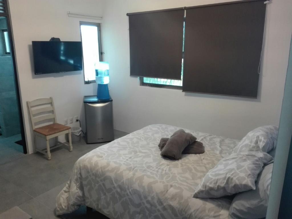 Alfredo V. Bonfil Hostal Urbano - Aeropuerto מראה חיצוני תמונה